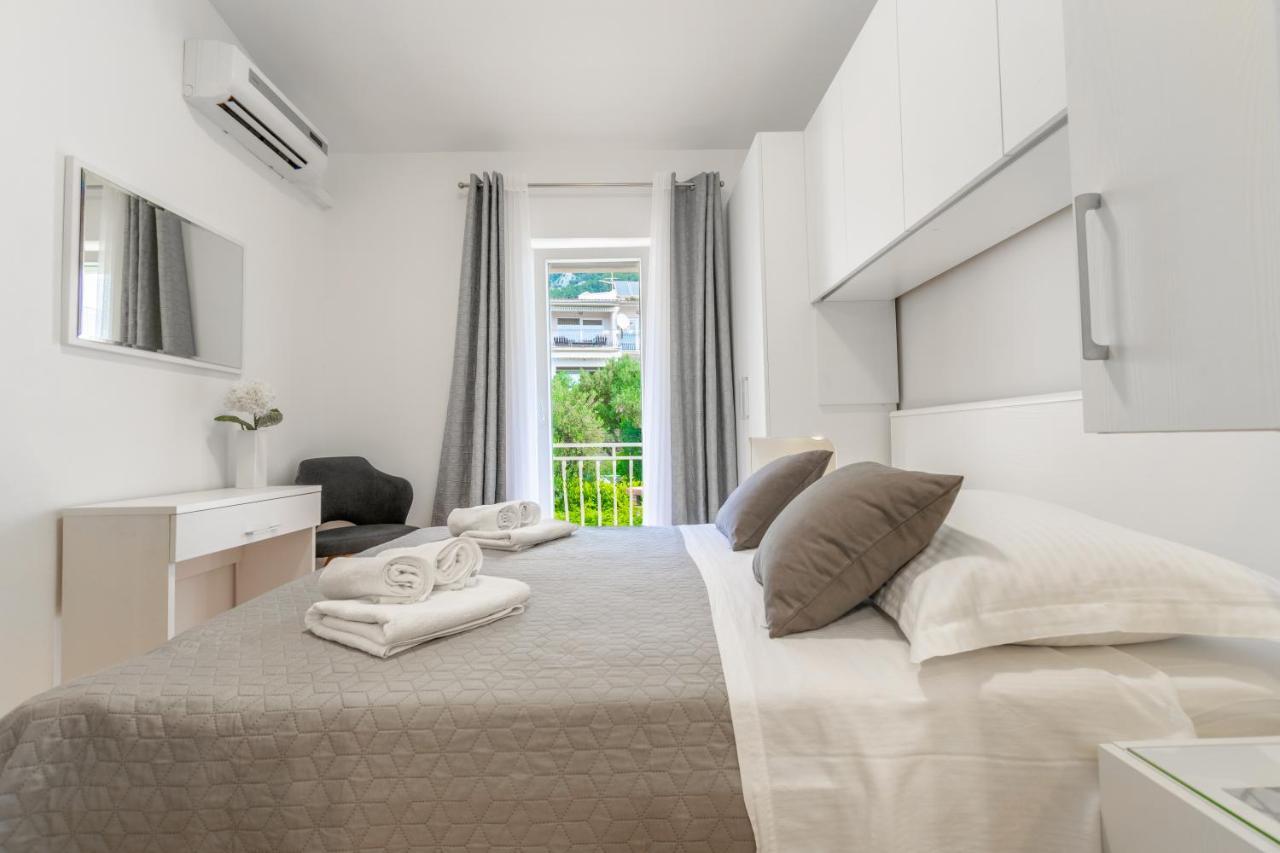 Apartment Iva With Sea View 马卡尔斯卡 外观 照片